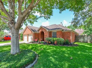 4419 Pristine Dr, Fresno, TX 77545