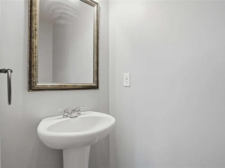 514 Altama Way — Photo 21