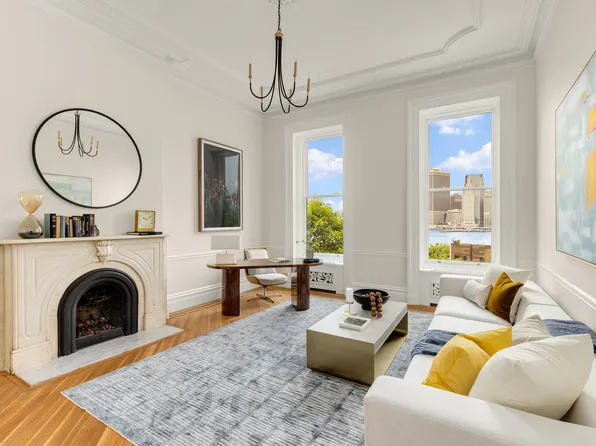 75 Columbia Heights image 17 of 31