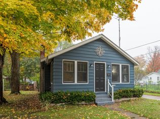 309 W Wheeler St, Three Rivers, MI 49093