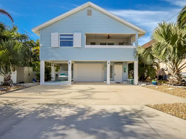 2110 Avenue A, Bradenton Beach, FL 34217
