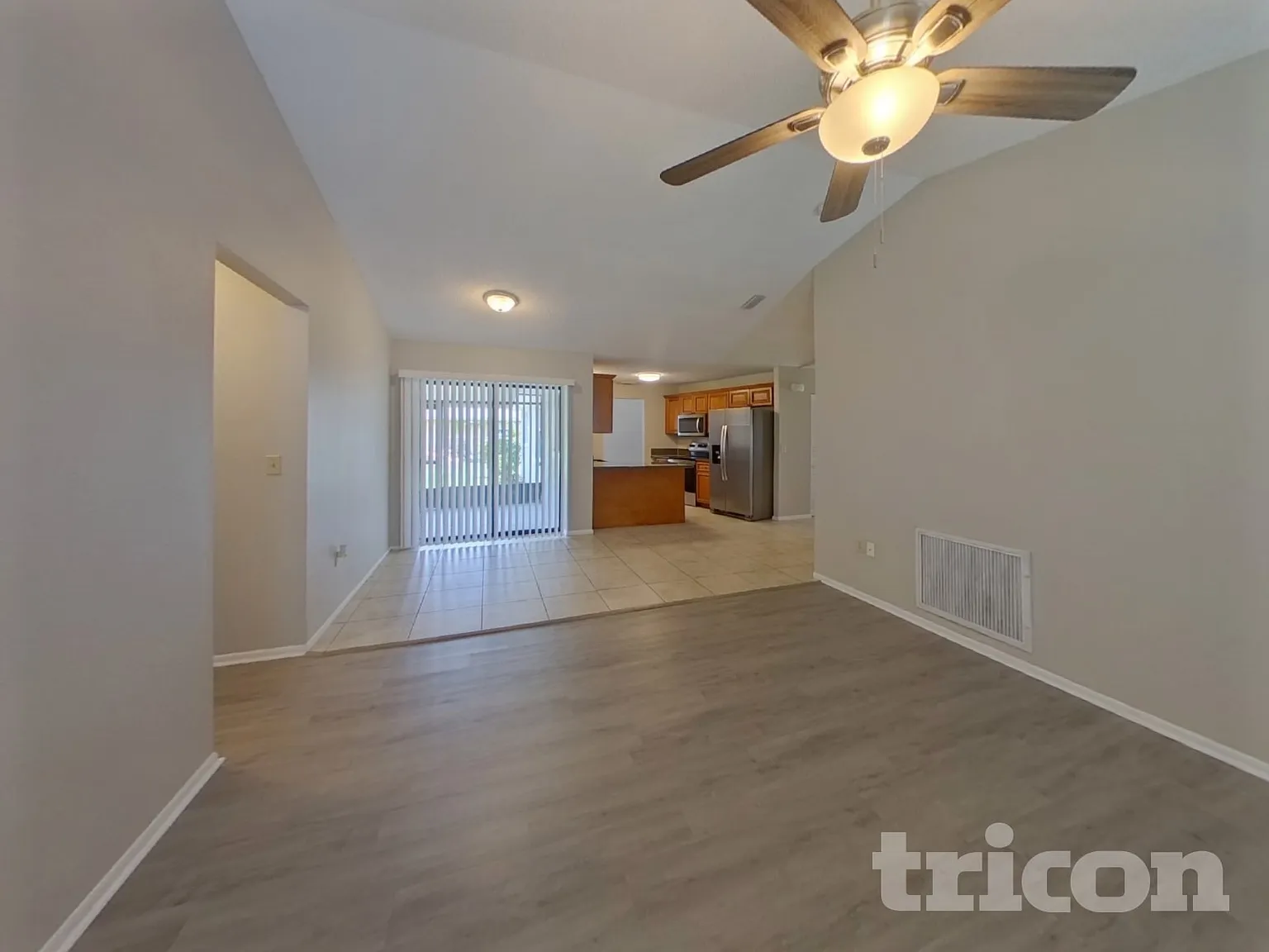 2273 Seward Circle Sarasota FL — Photo 4