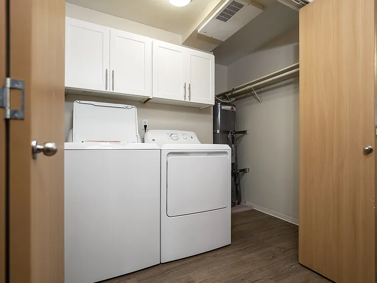 2x1 - 970 Sq Ft 2x1 - 970 Sq Ft