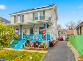 810 Pleasant Ave, Upper Chichester, PA 19061