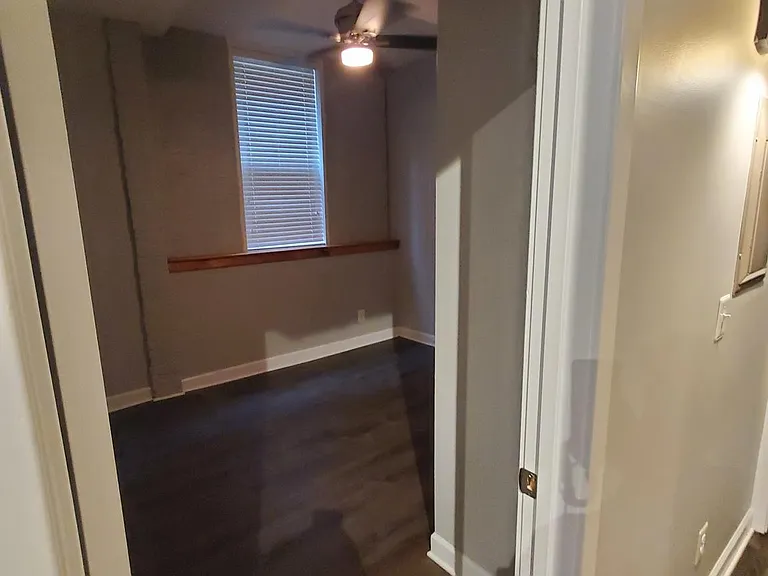 1211 S Charles St #5 — Photo 9