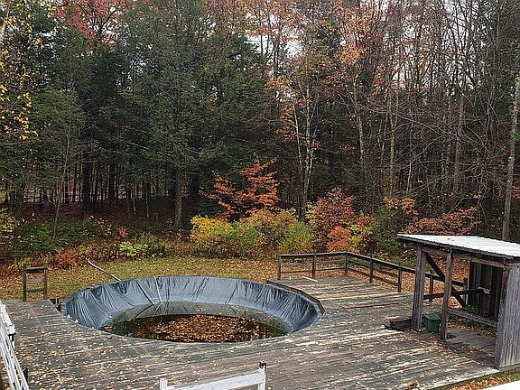 Pool with Grilling Deck