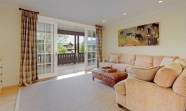 Family Room :: 63 Wild Iris