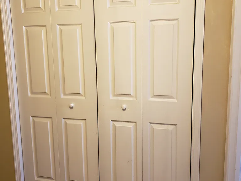 Doors to washer & dryer hookups