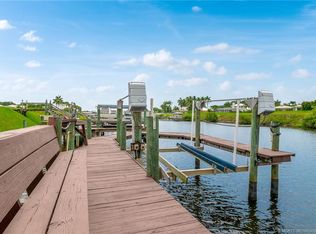 2582 SW Barber Ln, Port Saint Lucie, FL 34984