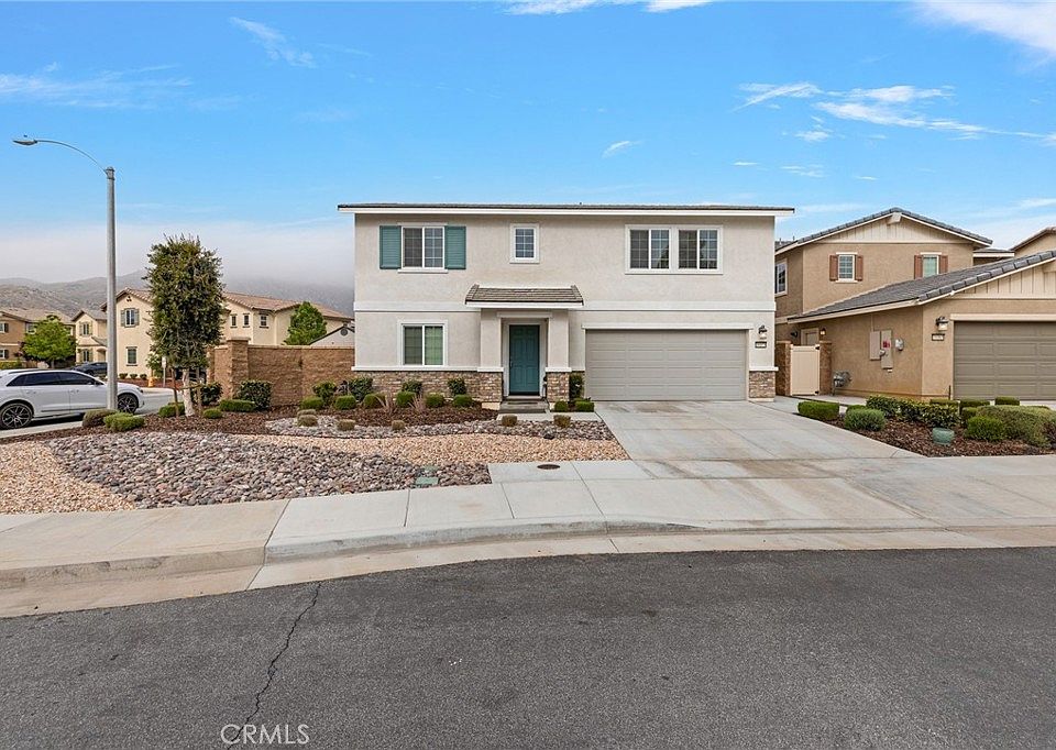 1st image of 10373 Meadow Lark Ave