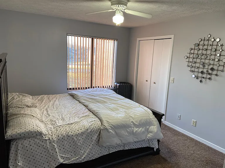 Bedroom 1 Pic 2