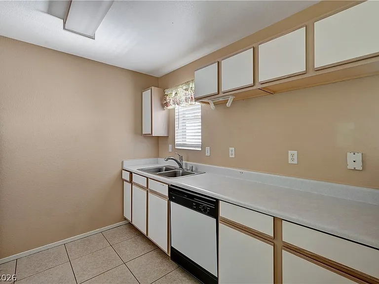 2300 Silverado Ranch Blvd #2031 — Photo 11