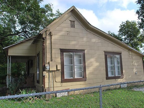 3rd image of 616 N Schopmeyer St