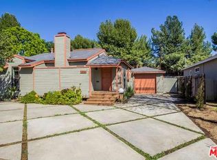 5850 Vesper Ave, Van Nuys, CA 91411
