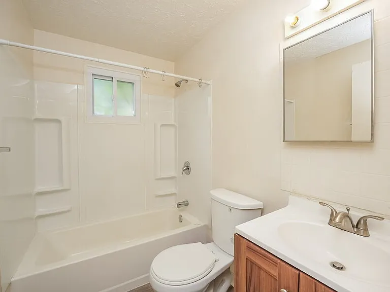 1319 Fillmore Cir — Photo 4