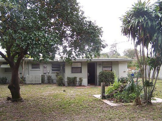 2nd image of 2319 51st Avenue Dr W