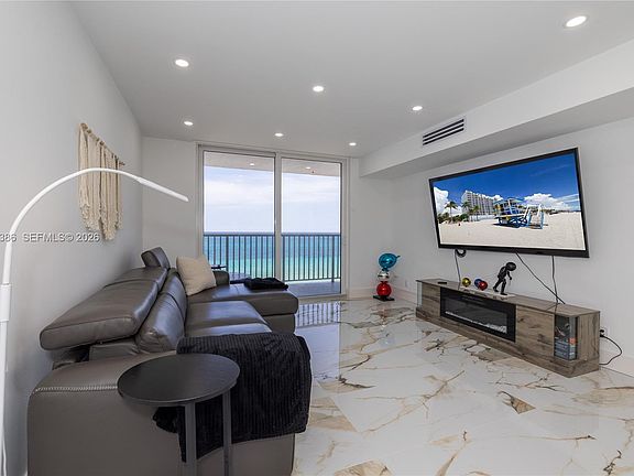 3rd image of 400 N Surf Rd APT 1002