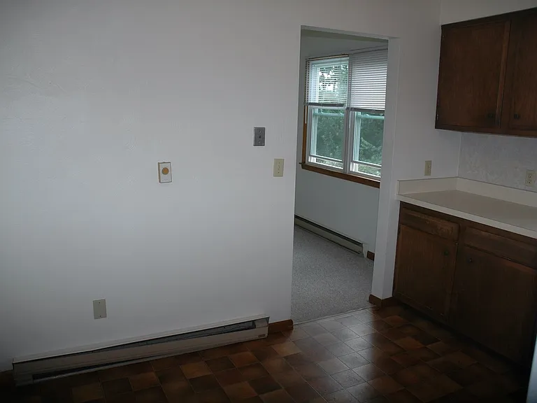 510 Royal Rd — Photo 6