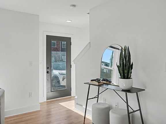 5th image of 102 Duke St #7