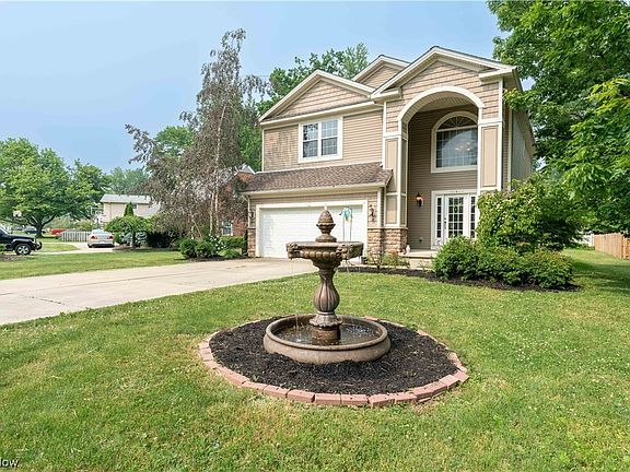 2nd image of 15 Minnewawa Dr