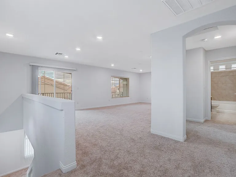 7821 Tomsburgh Ln — Photo 33