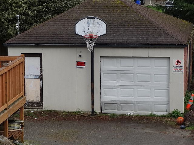2nd image of 1045 S 128th St