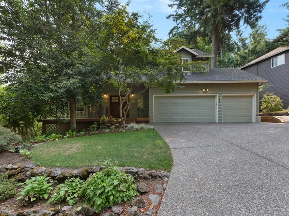 6523 SW Moonshadow Ct, Portland, OR 97223