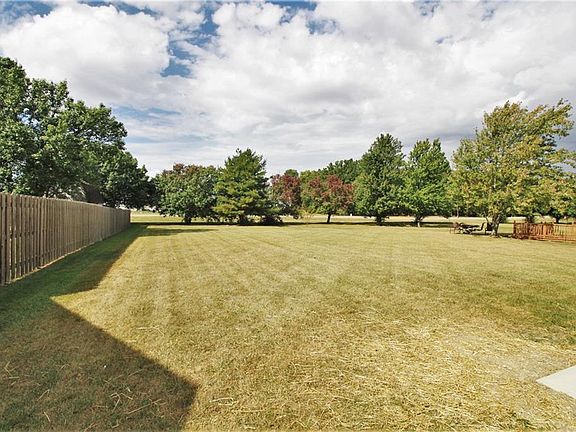 2nd image of 2338 Valley Creek West Ln