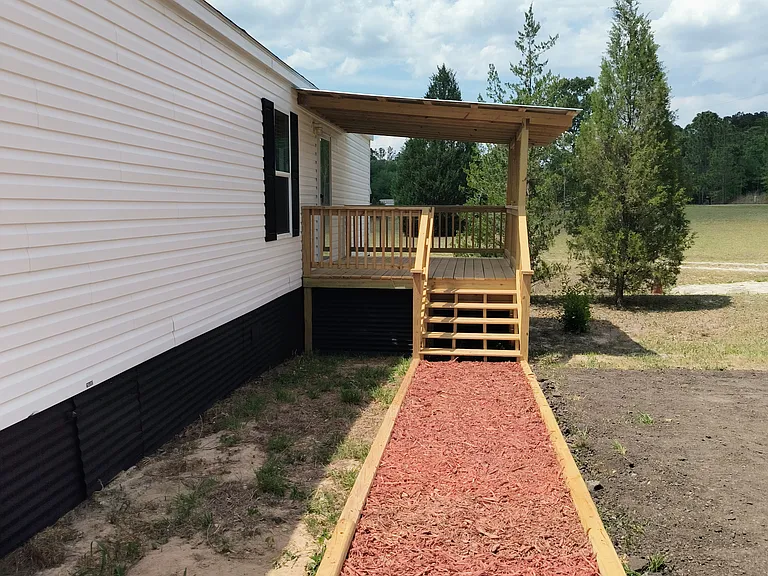 1031 Davis Rd — Photo 14