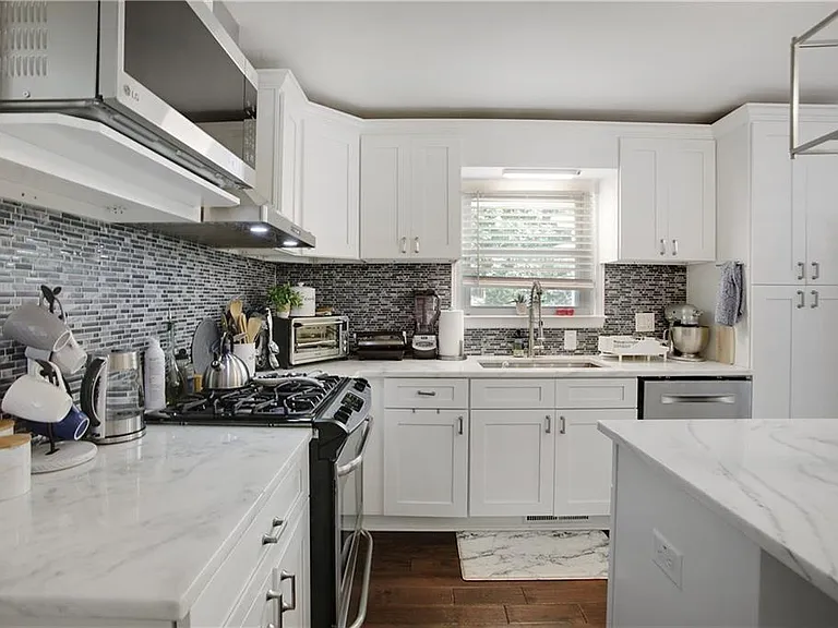 3116 N Druid Hills Rd — Photo 13