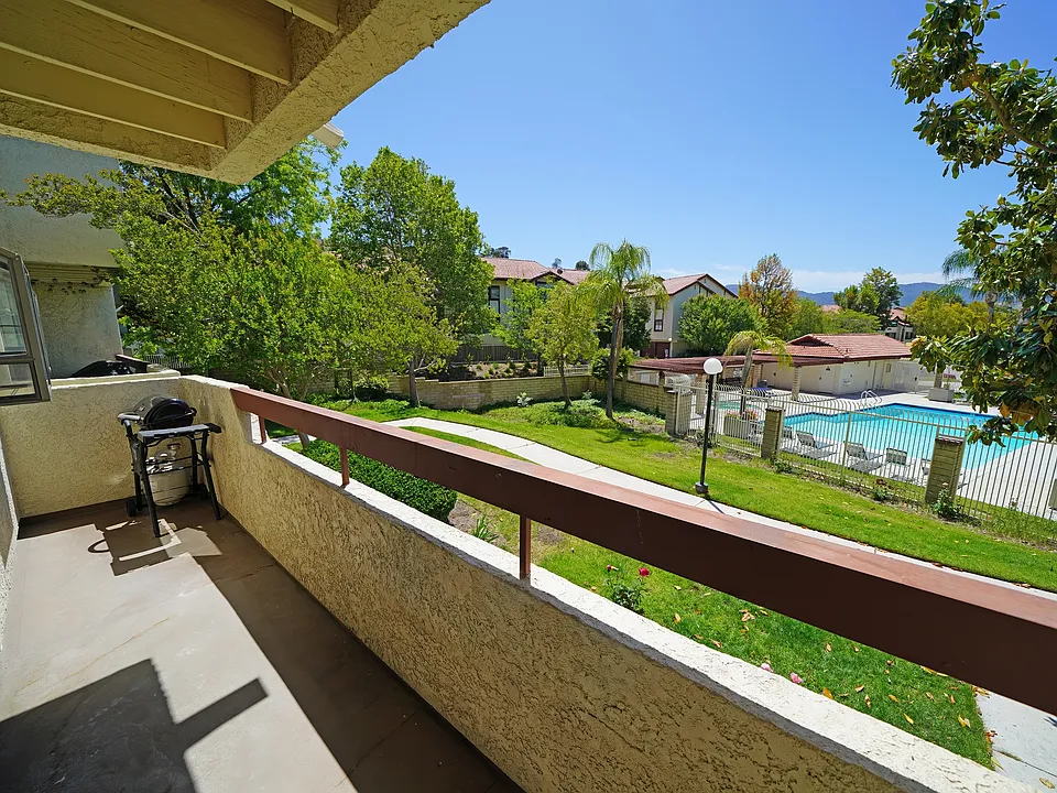 28015 Sarabande Ln