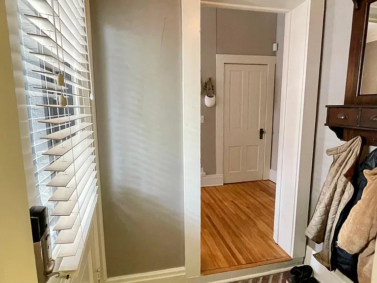 1070 City Park Ave — Photo 2