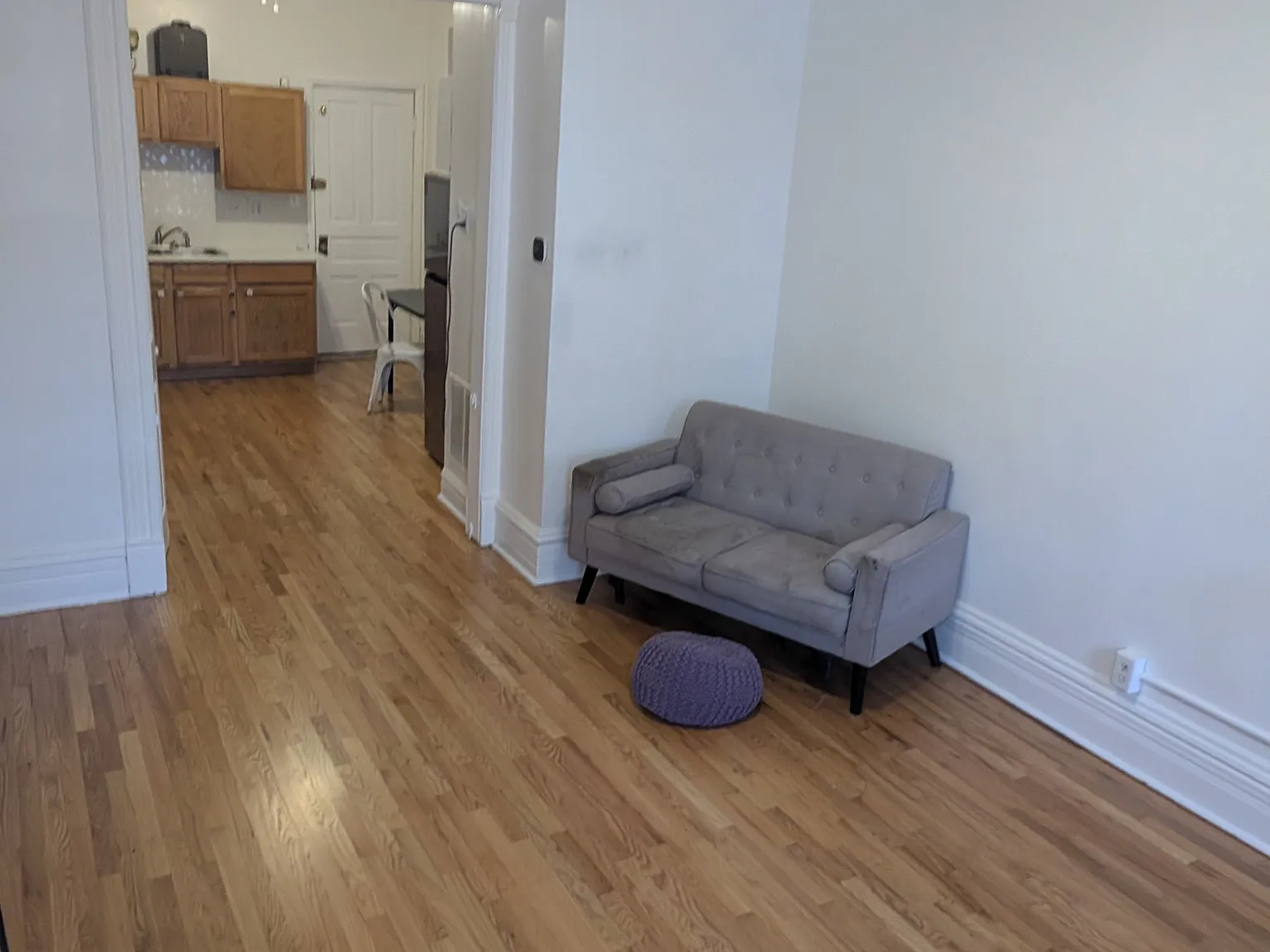 1 bed, 850 sqft, $1,875 — Photo 4