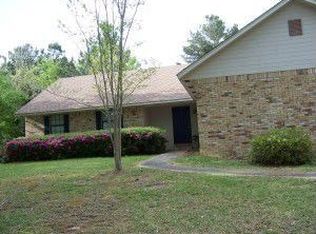 91 Deer Run Rd, Hattiesburg, MS 39402