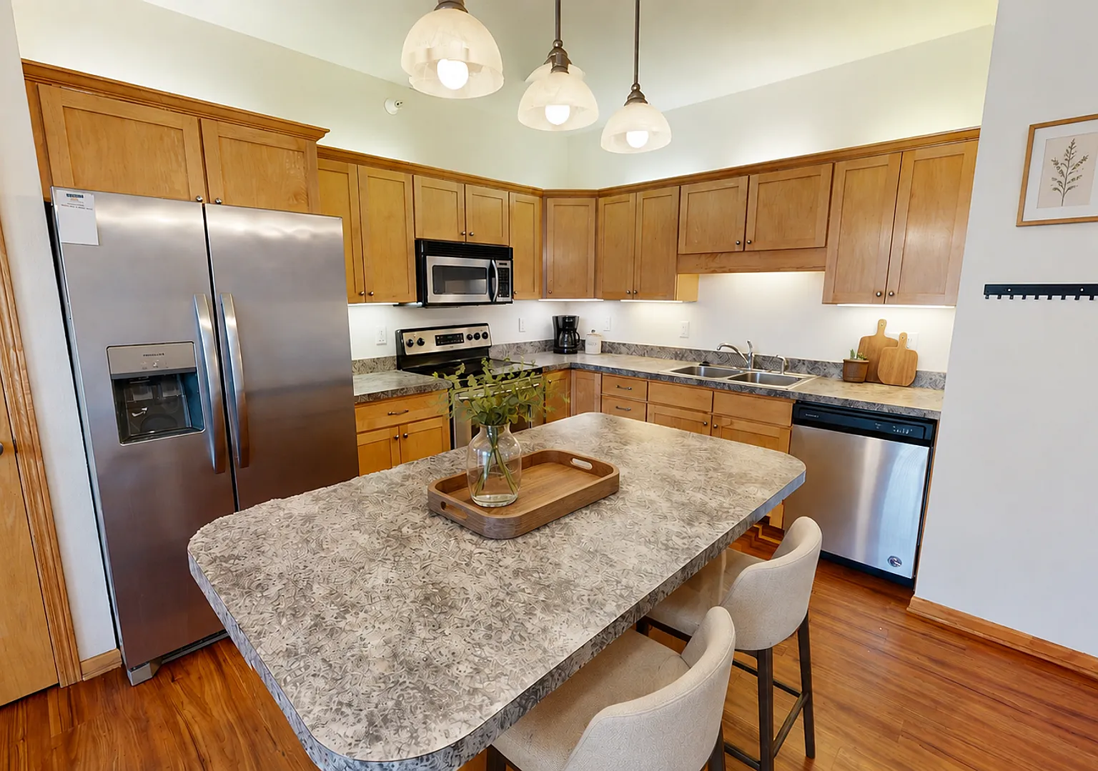 $200 Signing Bonus! 1 Bedroom Condo Available August 1st, 2026 — Photo 1
