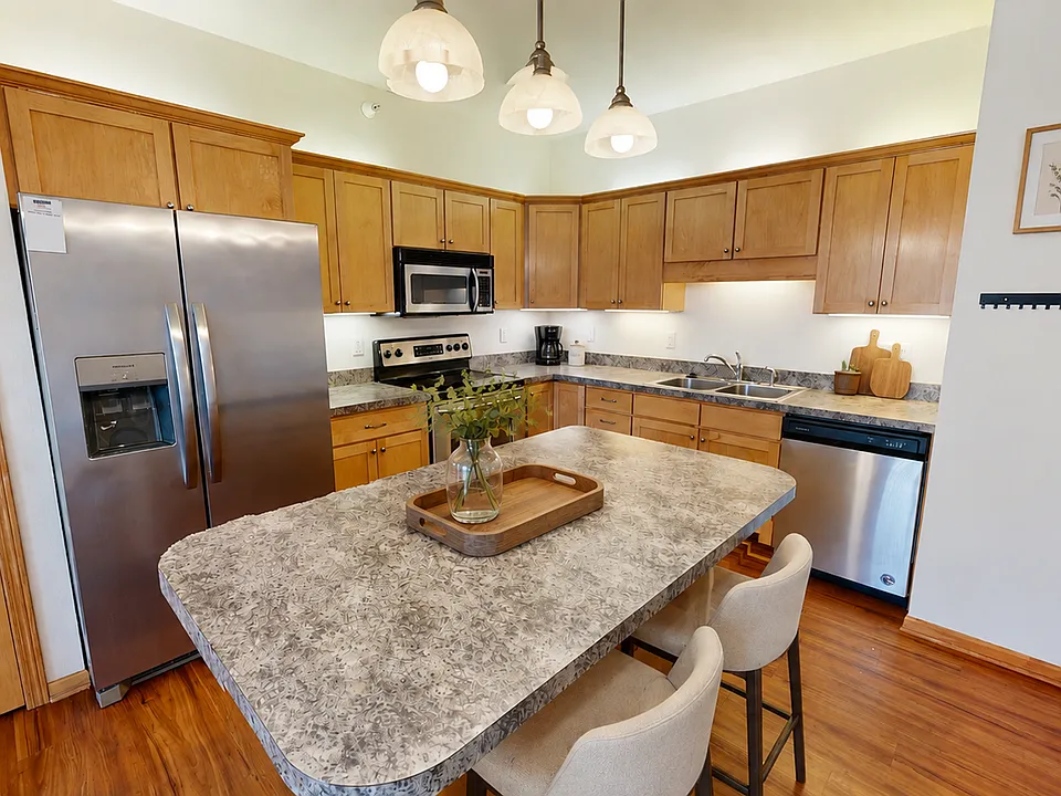 4511 Twain Cir #101