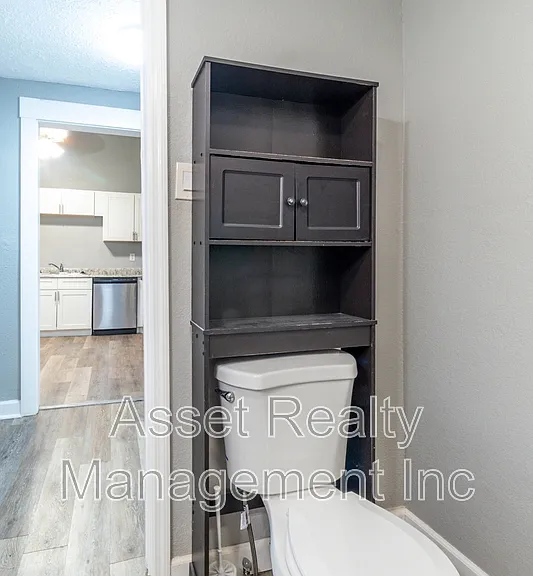 2638 Barton St — Photo 24