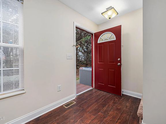 3rd image of 1113 High St APT 203