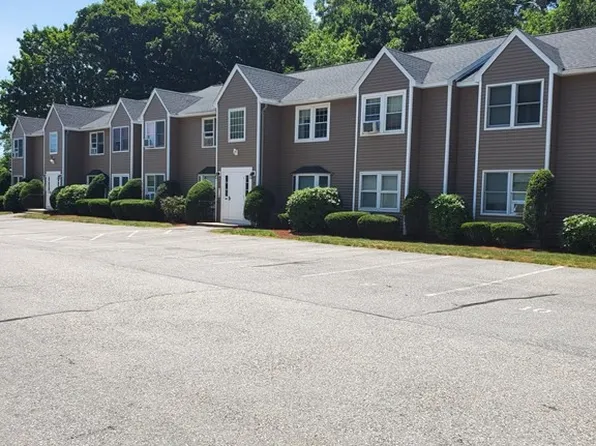 306 Aiken Ave APT 17, Lowell, MA 01850