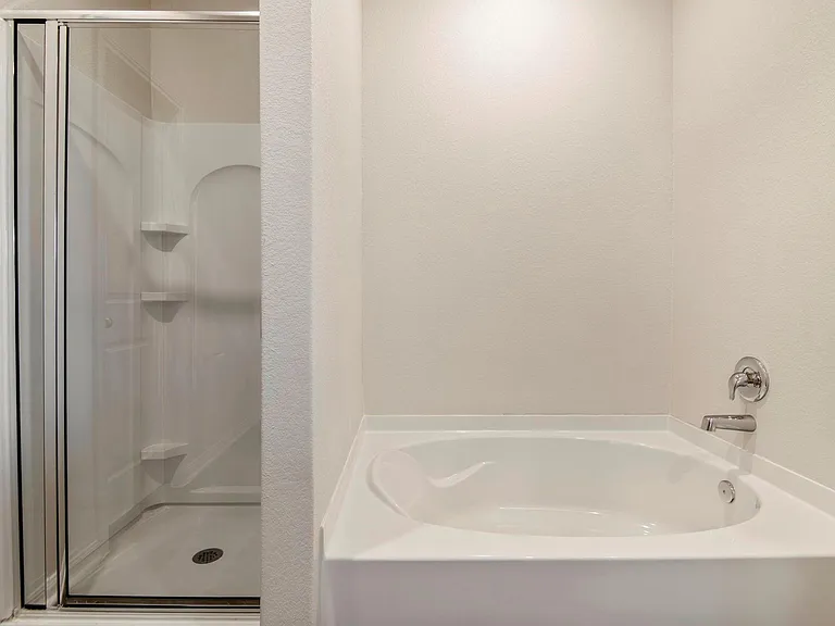 701 Jasmine Ridge Ln — Photo 17