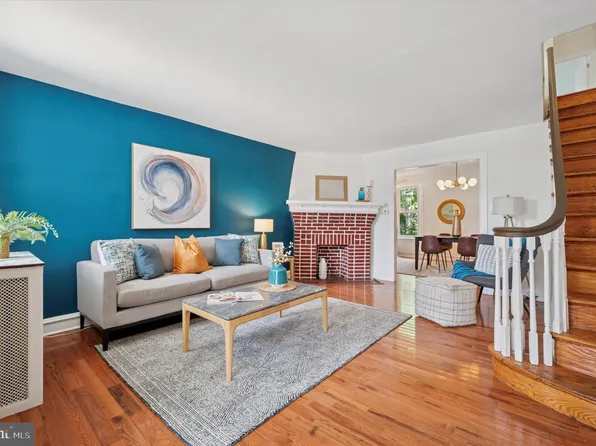 1031 S 52nd St, Philadelphia, PA 19143