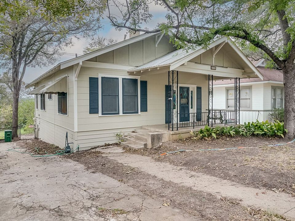 1st image of 804 Theresa Ave
