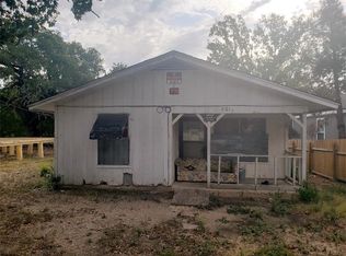 1109 Braden St, Lockhart, TX 78644