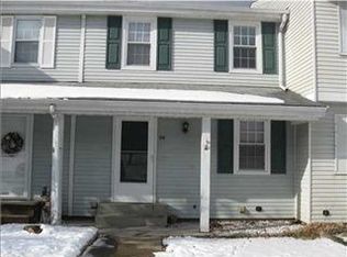 316 Parkwood Dr, Cranberry Twp, PA 16066