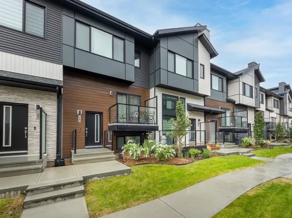 1729 Keene Cres SW #34, Edmonton, AB T6W 4B6