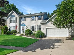 622 Compass Dr, Erie, PA 16505