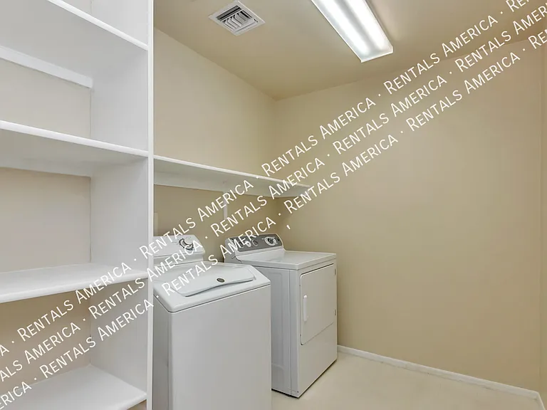 10645 E Singing Canyon Dr — Photo 24