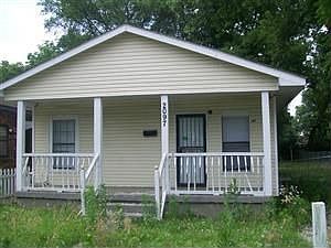 2nd image of 2097 Hunter Ave