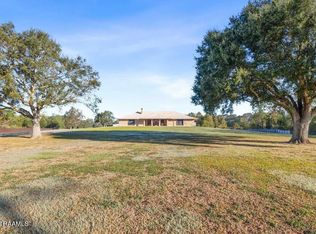 10604 Highway 14, Delcambre, LA 70528