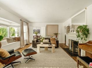 13905 Valley Vista Blvd, Sherman Oaks, CA 91423